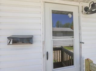 712 W James Blvd #7, Saint James, MO 65559