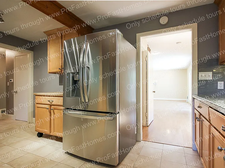 7840 SW West Slope Dr — Photo 18