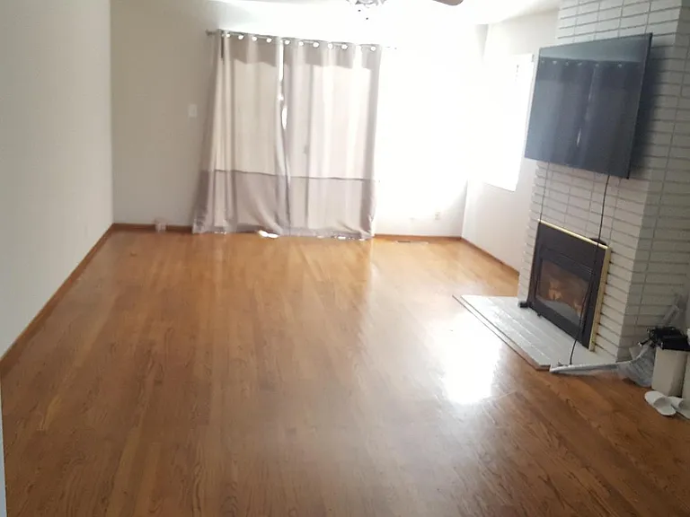 1025 Mallet Ct #3 — Photo 4