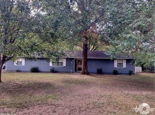 405 Coulter Rd, Lonoke, AR 72086