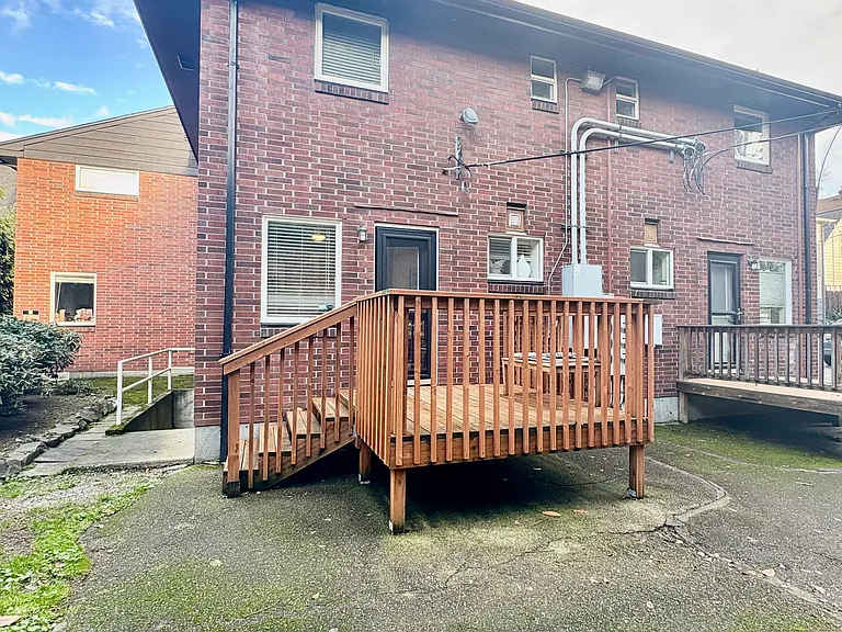 620 N I St #5 — Photo 16