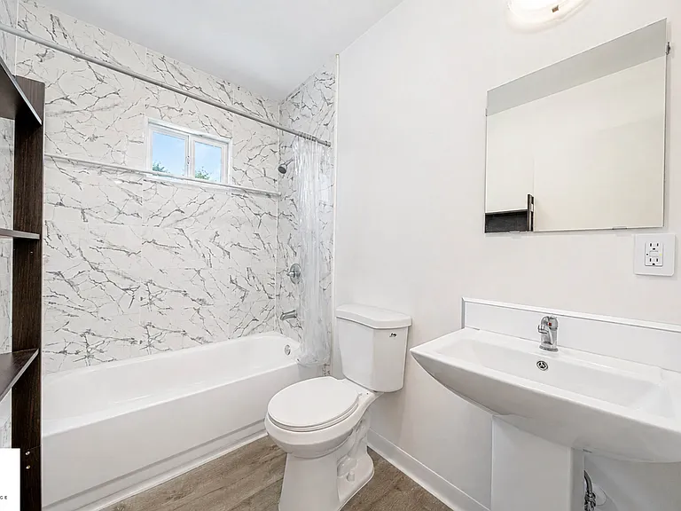 22942 Sunset Crossing Rd — Photo 15