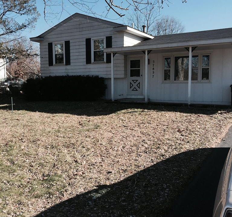 1st image of 57857 Rumshire Dr