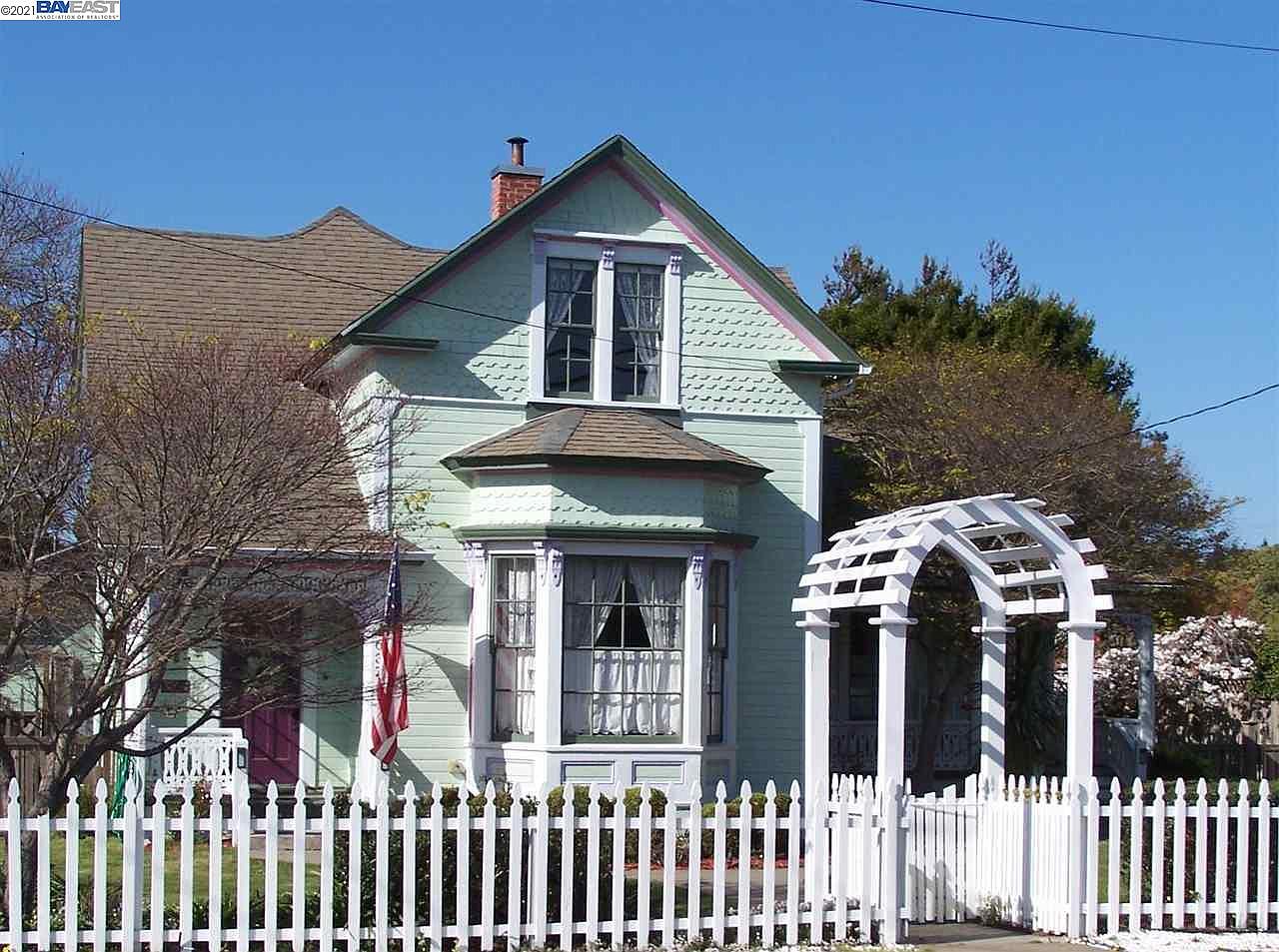 637 E Fir St Fort Bragg Ca 95437 Mls 40951964 Zillow