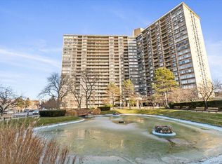 2 Bay Club Drive #12Z2, Bayside, NY 11360