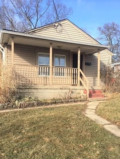 520 Spring St photo 1