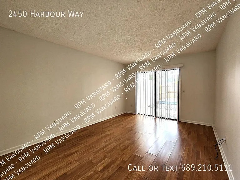 2450 Harbour Way — Photo 6