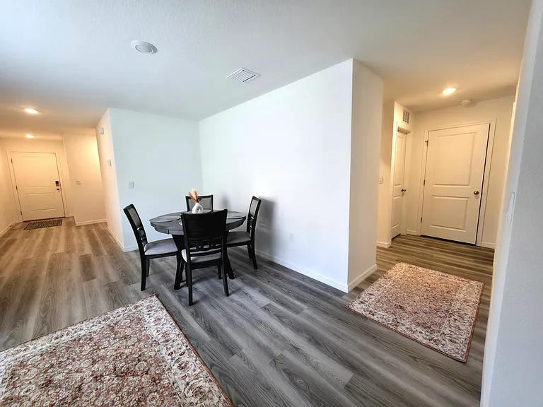 5220 Berry Bay Ave #5220 — Photo 4