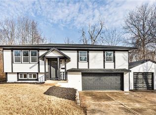 9416 E 82nd St, Raytown, MO 64138