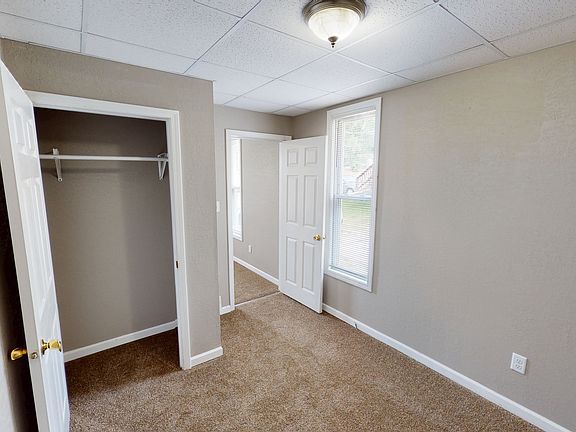 5th image of 811 S College Ave