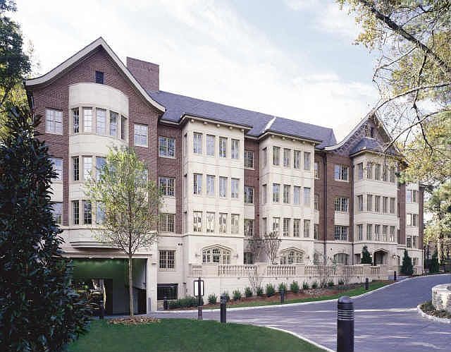 English Manor House style