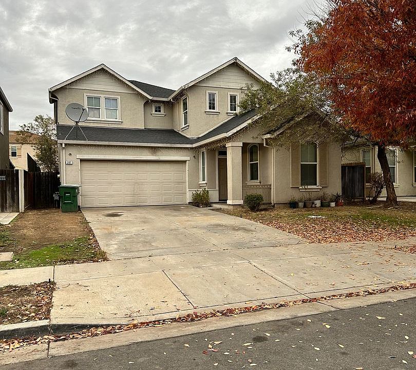 1st image of 2161 Chapman Oak Dr