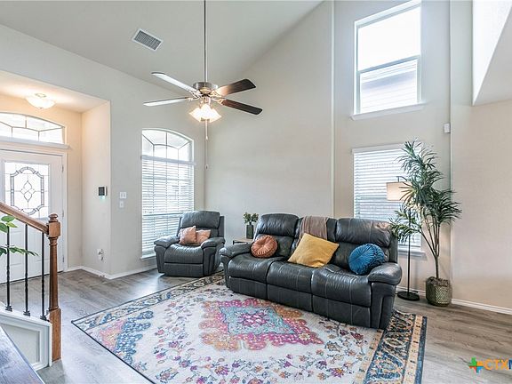4th image of 6414 Ambrose Cir