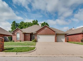 11540 NW 5th St, Yukon, OK 73099