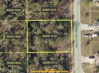 910 Medford Ave S, Lehigh Acres, FL 33974