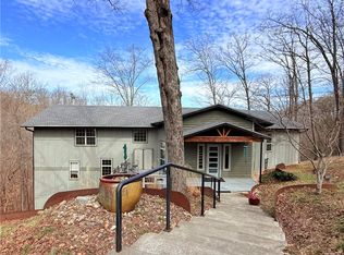 330 County Road 102 Rd, Eureka Springs, AR 72632