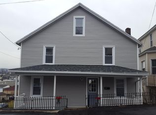 1044 Carmalt St, Dickson City, PA 18519