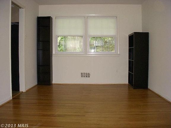 2nd image of 11809 Rosalinda Dr