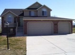 3554 N 3000 W, Farr West, UT 84404