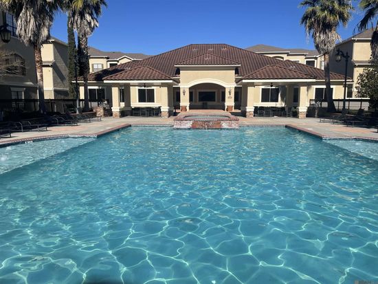 6765 Corporate Blvd APT 7303, Baton Rouge, LA 70809