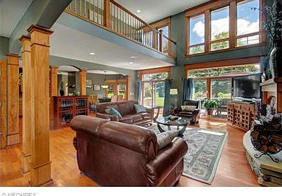 4th image of 17375 Belmont Ln