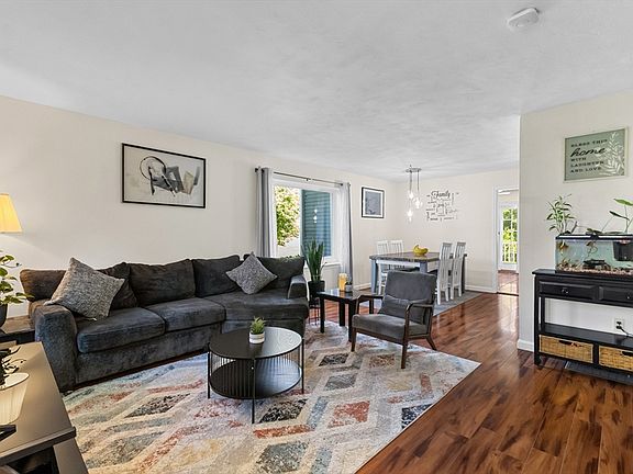 4th image of 57 Brookdale Cir #57