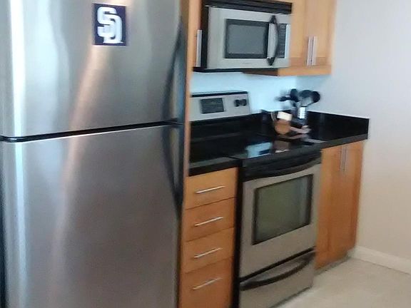 2nd image of 253 10th Ave #5A