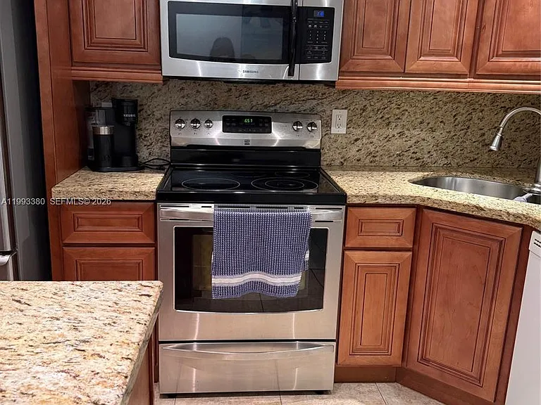 440 Paradise Isle Blvd #205 — Photo 7