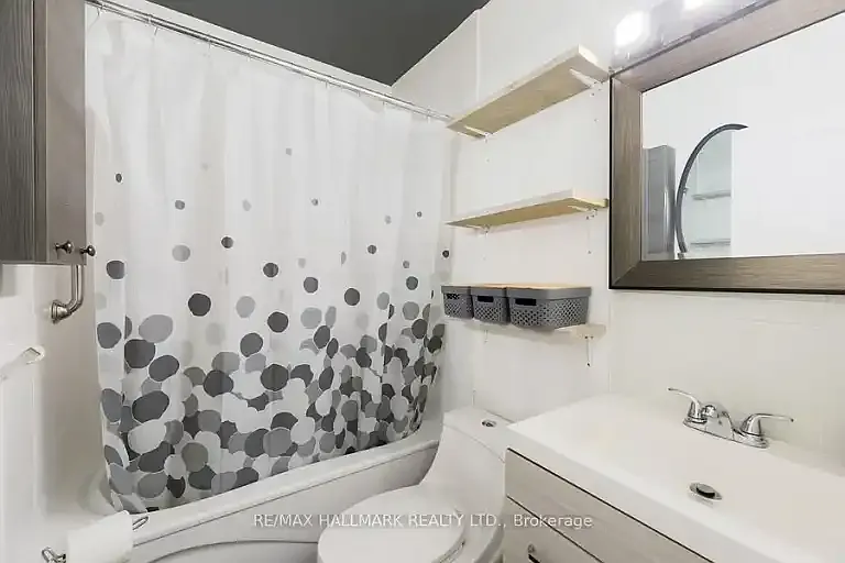 405 Kingston Rd #1A — Photo 3