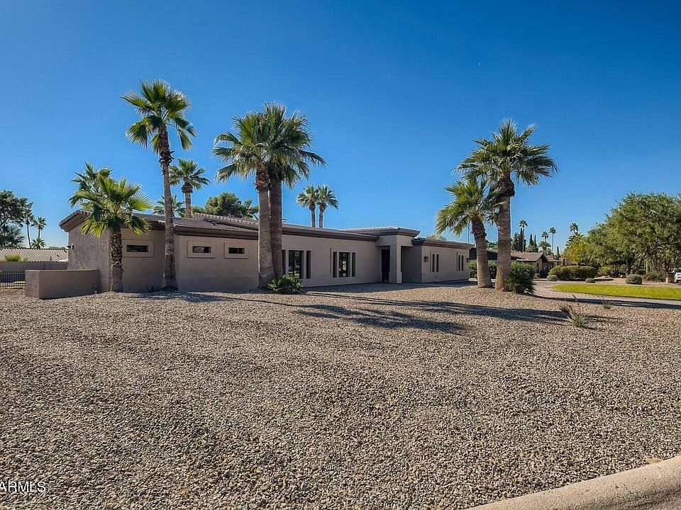 1st image of 265 E Cercado Ln