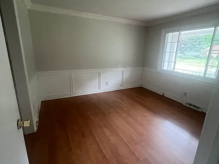 3634 Runnymede Blvd — Photo 12