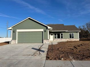 3578 N Forest Park St, Derby, KS 67037