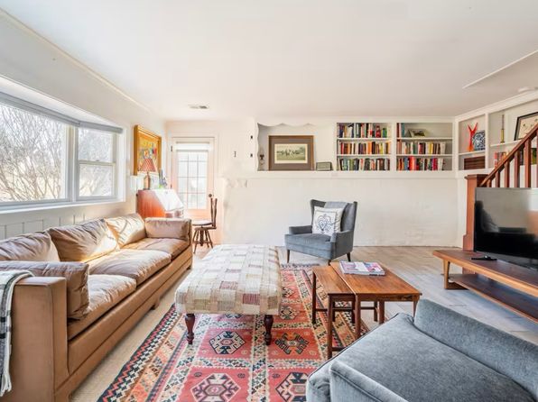 (undisclosed Address)