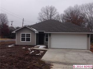 1203 Stickross Mountain Rd, Tahlequah, OK 74464