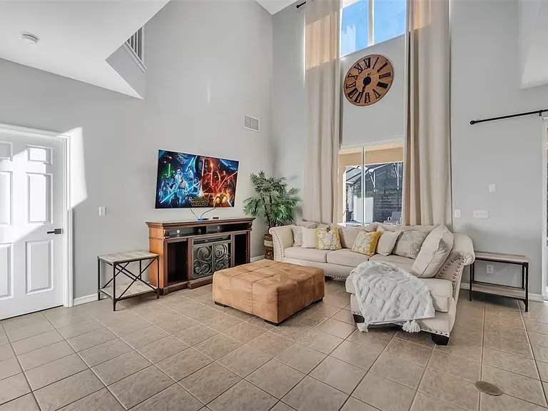 2801 Lido Key Ct — Photo 2