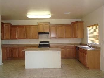 3rd image of 22966 W Hopi St