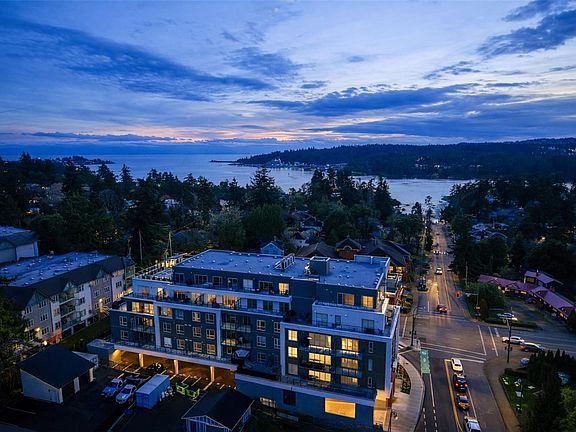 2nd image of 258 Helmcken Rd #204