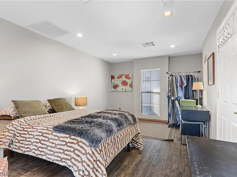 10212 Stone Briar Ct — Photo 6