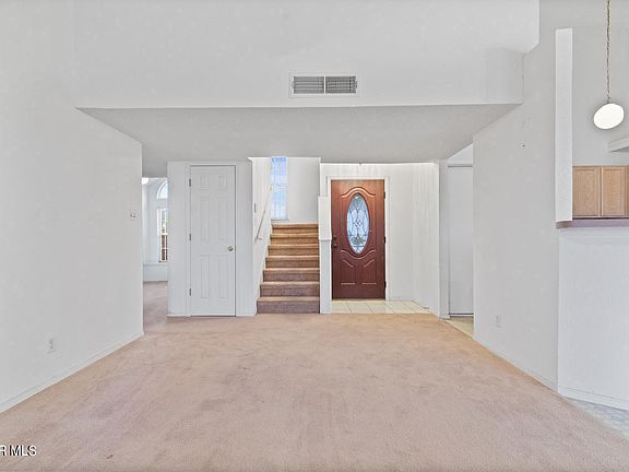 2nd image of 10916 Stonebridge Dr