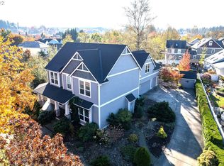 22022 NE Park Ln, Fairview, OR 97024