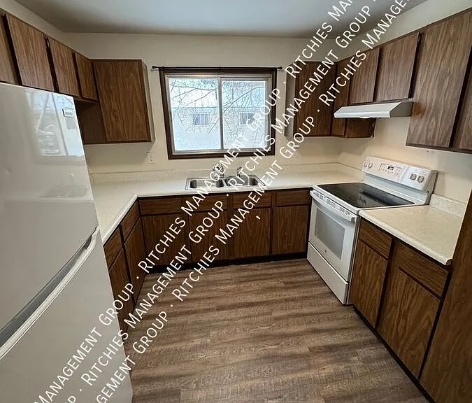 9425 Cty #J9 — Photo 4