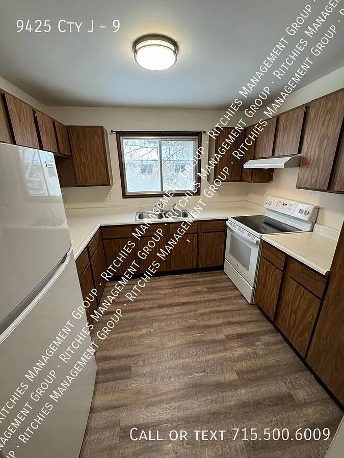 Building Photo - 9425 Cty #J9
