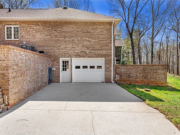 5th image of 435 Cleveland Ferry Rd