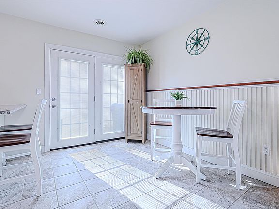 5th image of 415 High Street #3