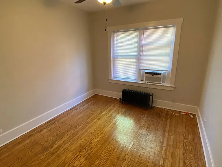410 — Photo 39