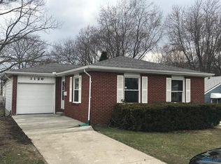 1126 Cresceus Rd, Oregon, OH 43616