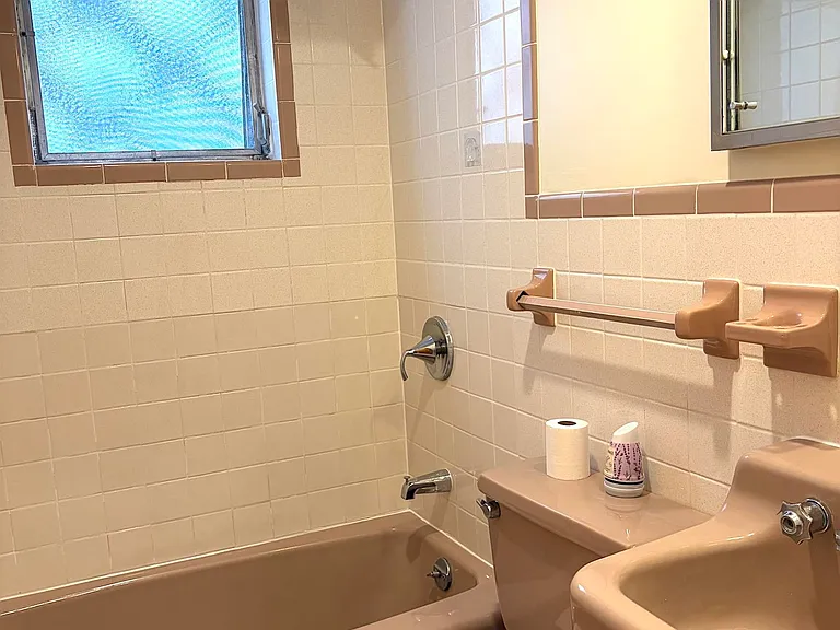 314 Webster Ave #2 — Photo 16
