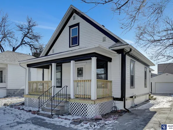 3275 Potter St, Lincoln, NE 68503