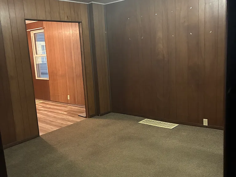 705 W Long Ave — Photo 7