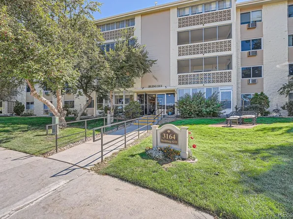 3164 S Wheeling Way Bldg 211 #104, Aurora, CO 80014